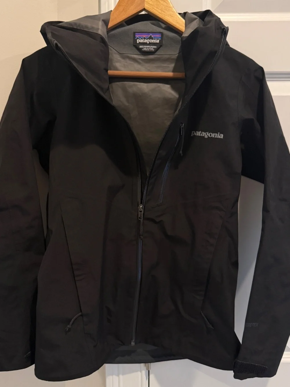 Patagonia Torrentshell 3L Rain Jacket – Black | Women’s XXS - Picture 2 of 7